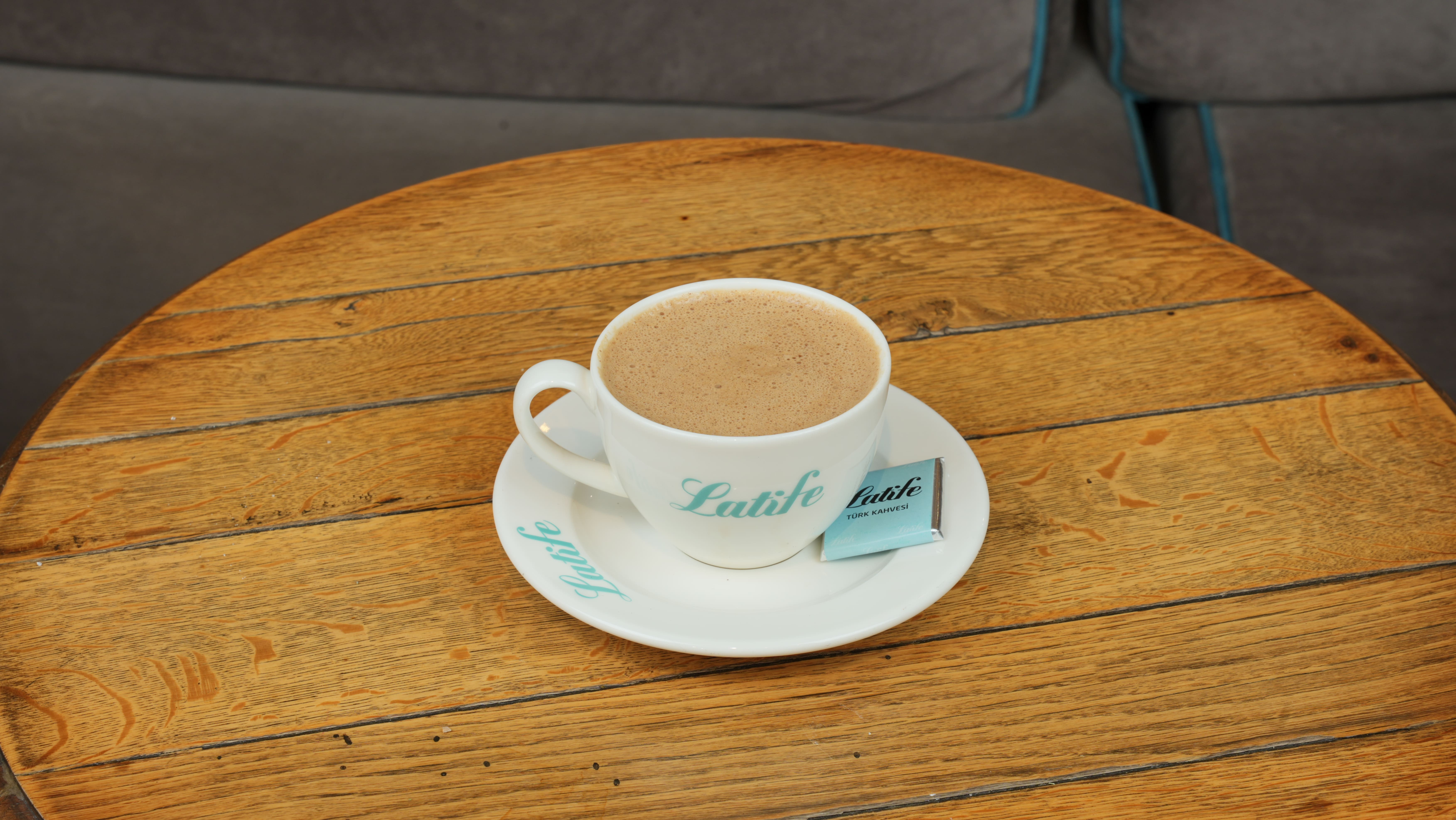 Sütlü Türk Kahvesi